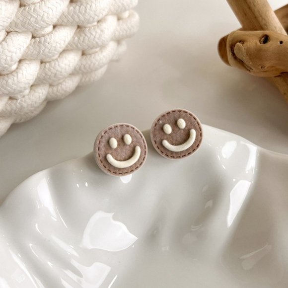 🍑Friendly Emoji Smiley Face Earrings One Size - Picture 2 of 10